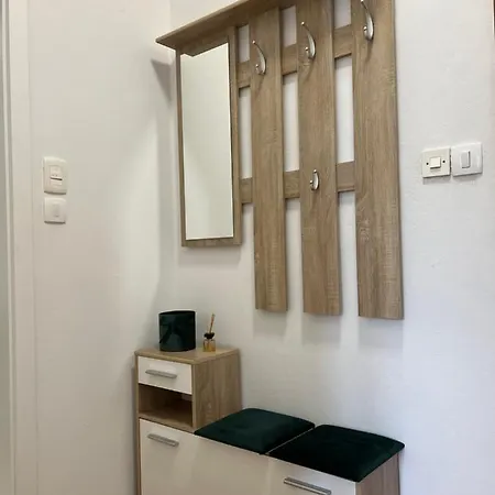 Tiara Apartment