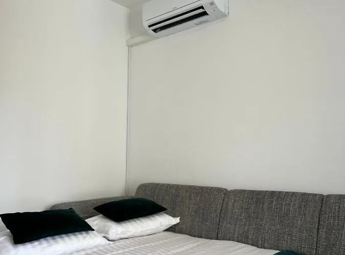 アパート Tiara イゾラ