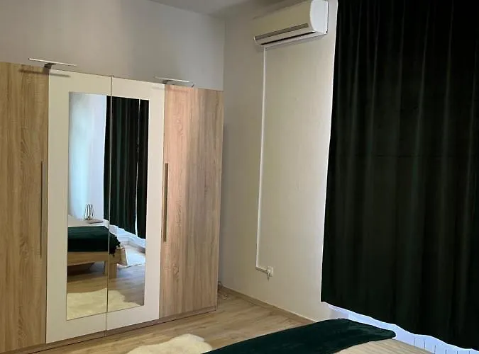 アパート Tiara イゾラ