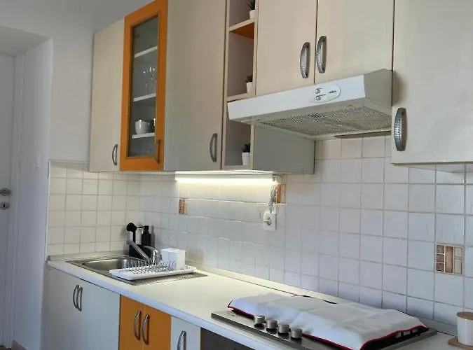 アパート Tiara *